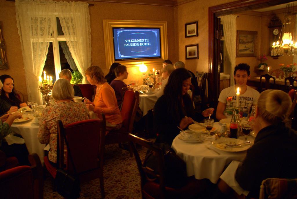 Paulsens Hotel Lyngdal Bagian luar foto